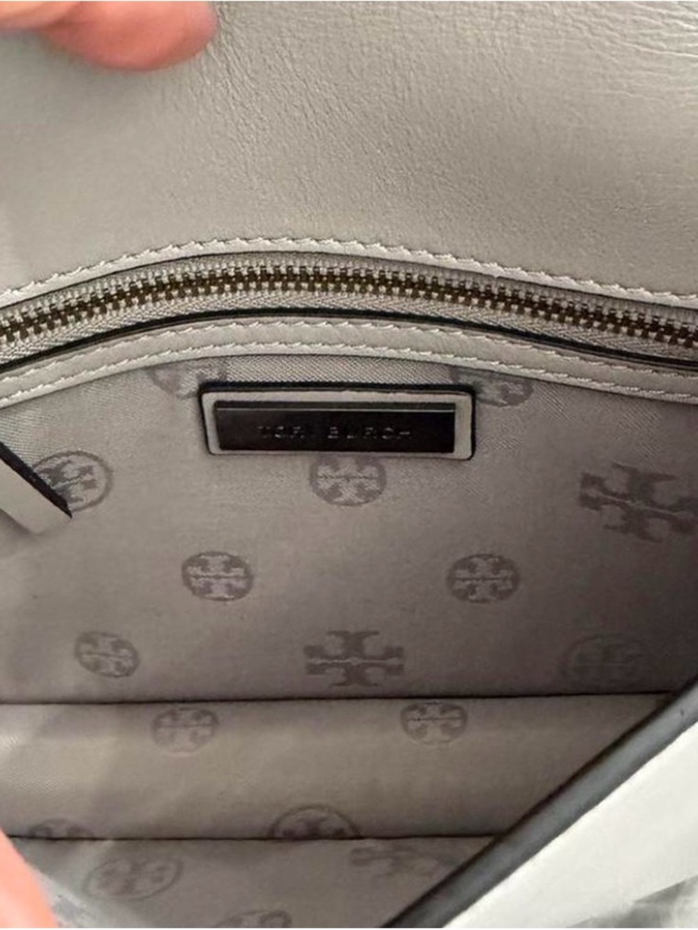 Tory Burch Kira Chevron Small Shoulder Bag Gray Leather Chain Crossbody - Picture 6 of 9